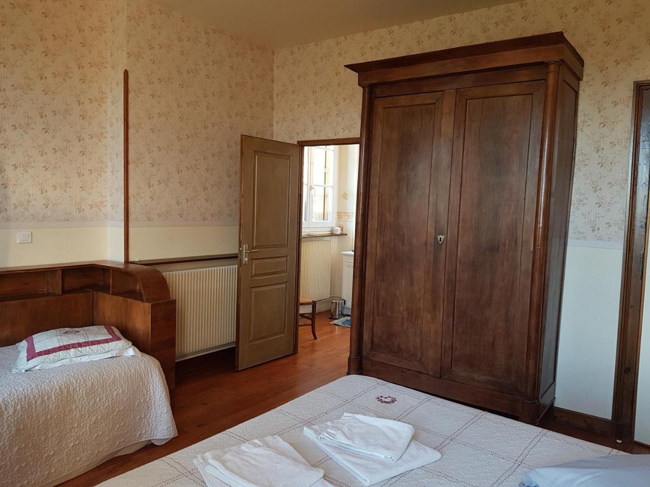 Bed and Breakfast Golf de TEYNAC Beychac-et-Caillau Exterior foto